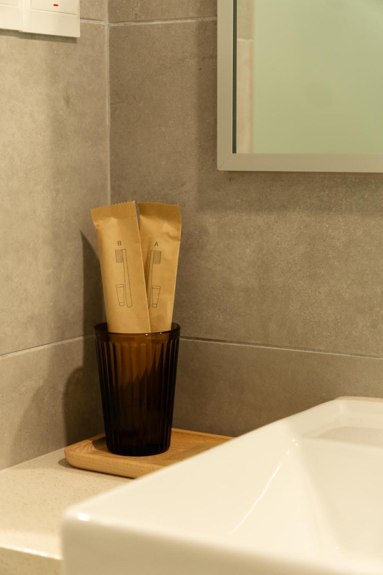 Upper Hotel Suites Kl Sentral 쿠알라룸푸르 외부 사진
